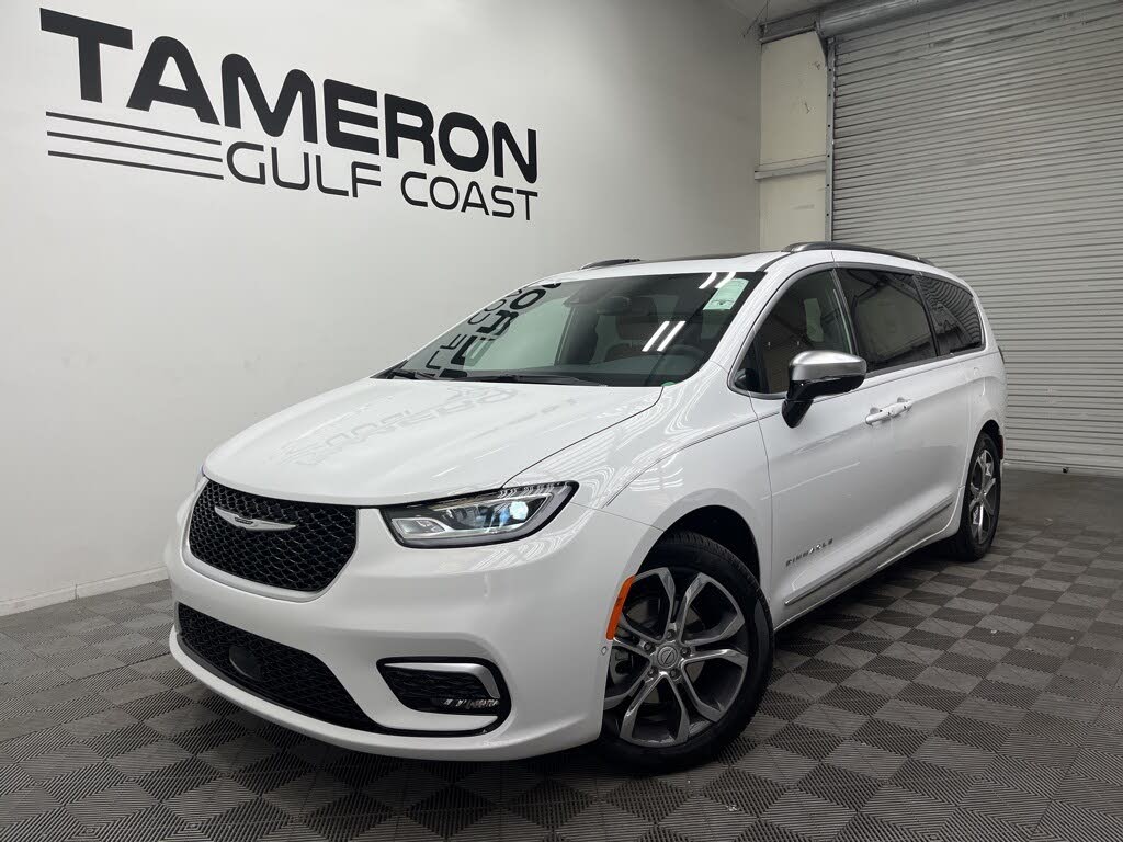 2026 Chrysler Pacifica Pinnacle FWD