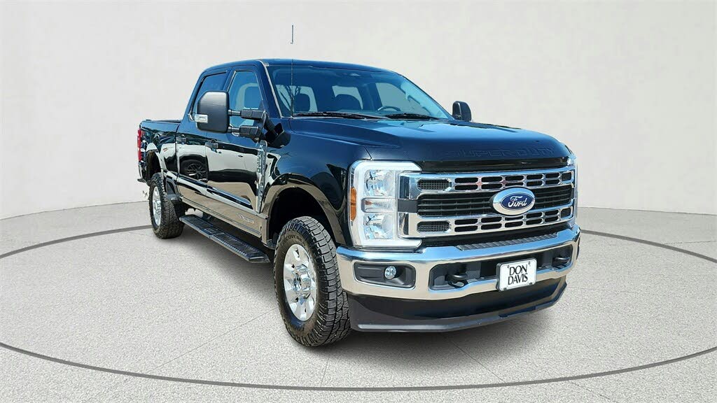2024 Ford F-250 Super Duty XL Crew Cab 4WD