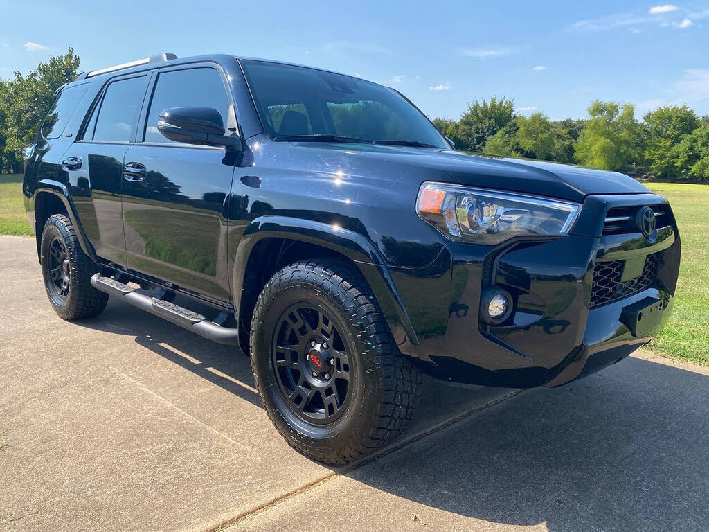 2023 Toyota 4Runner SR5 Premium RWD