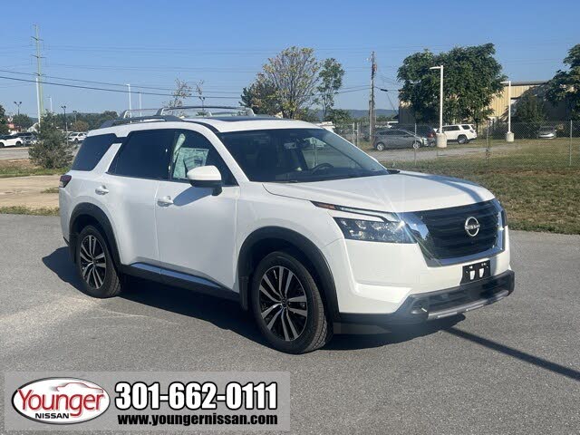 2025 Nissan Pathfinder Platinum 4WD