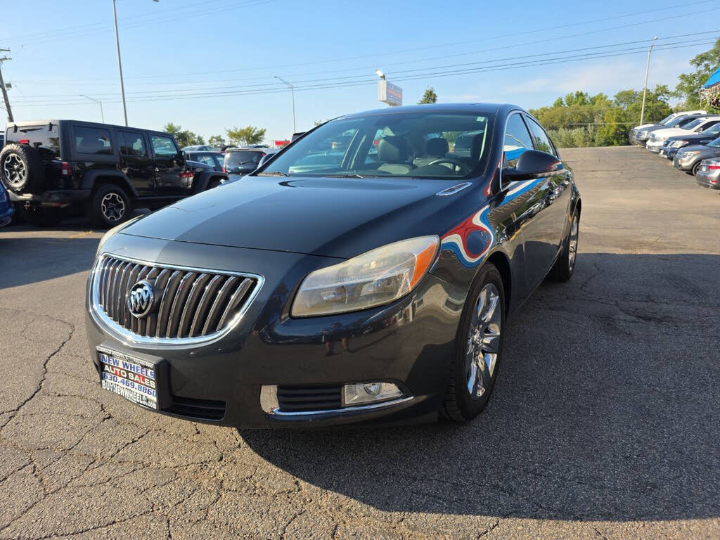 2013 Buick Regal Premium I Turbo Sedan FWD