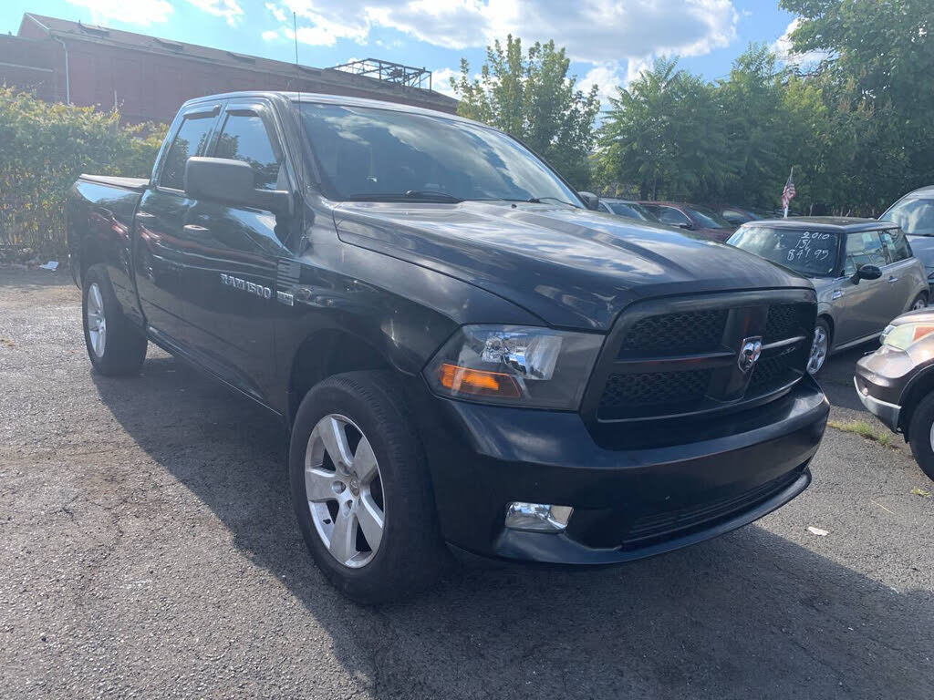 2012 RAM 1500 Express Quad Cab 4WD