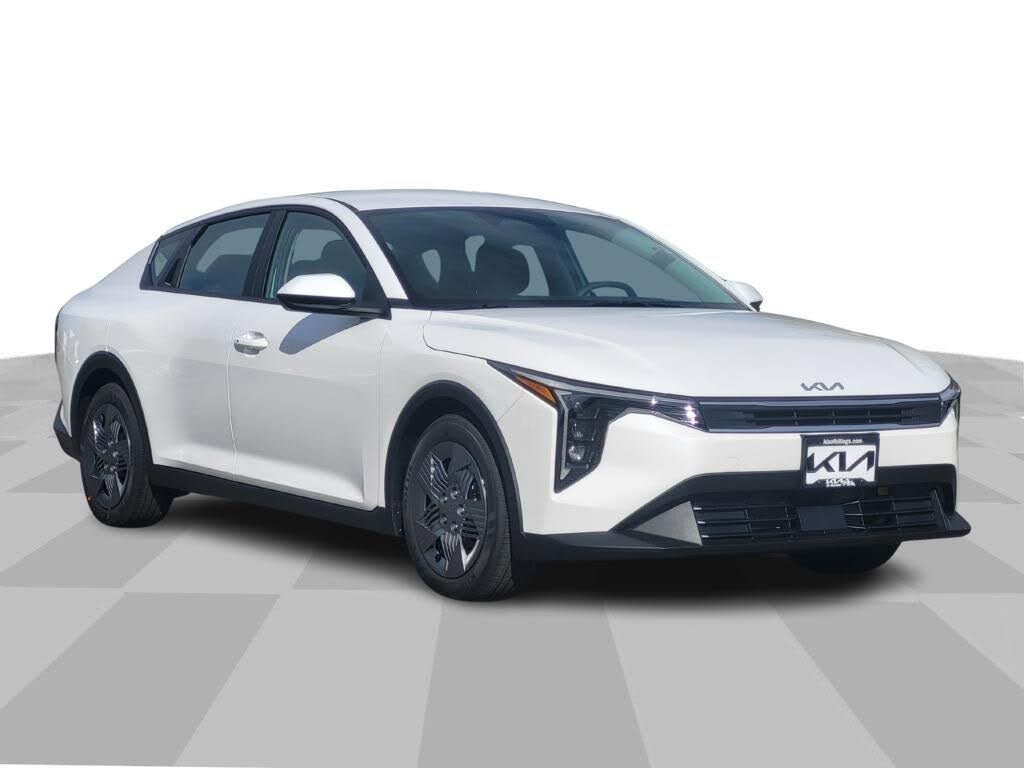 2025 Kia K4 LX FWD