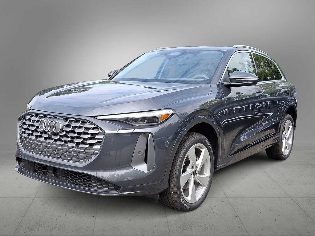 2025 Audi Q5 quattro Premium Plus 40 TFSI