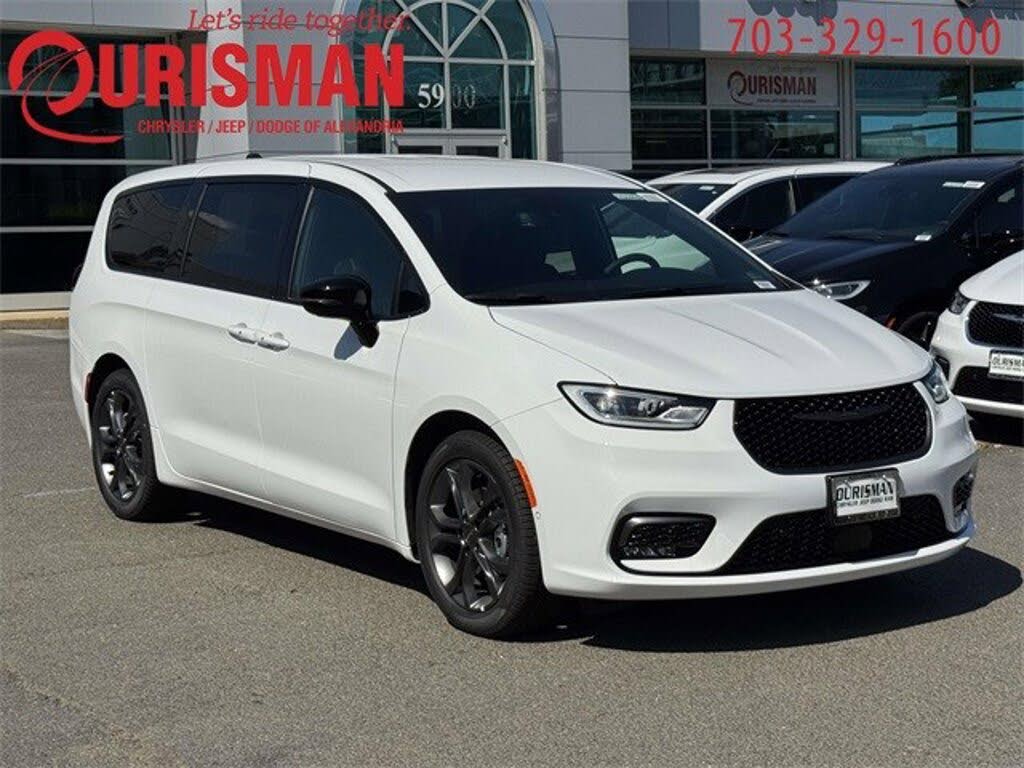 2026 Chrysler Pacifica Select FWD