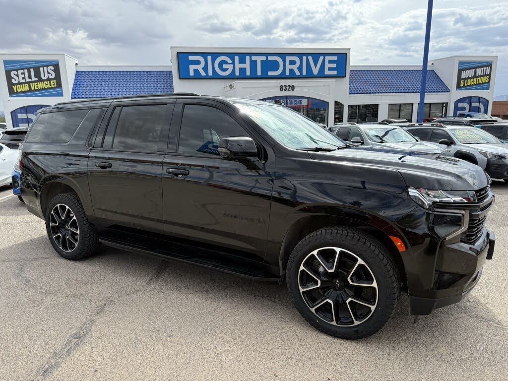 2023 Chevrolet Suburban RST 4WD