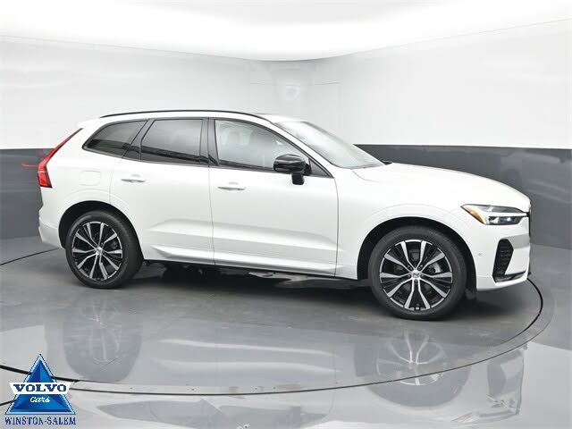 2023 Volvo XC60 B5 Plus Dark Theme AWD