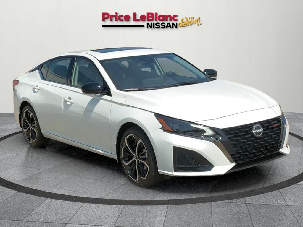 2025 Nissan Altima 2.5 SR FWD