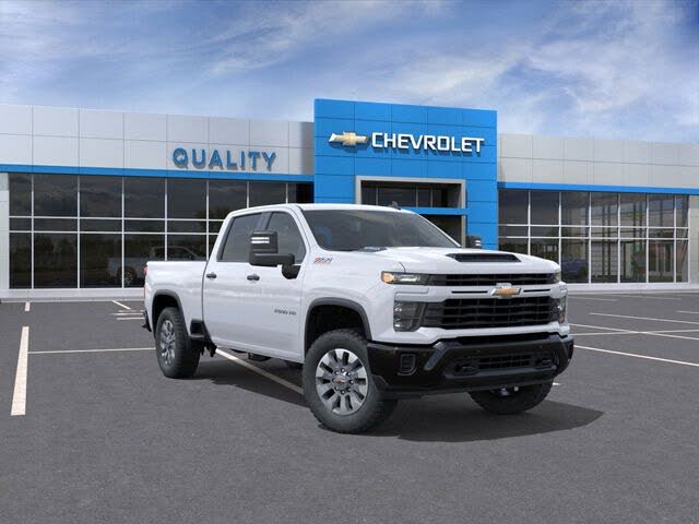 2026 Chevrolet Silverado 2500HD Custom Crew Cab 4WD
