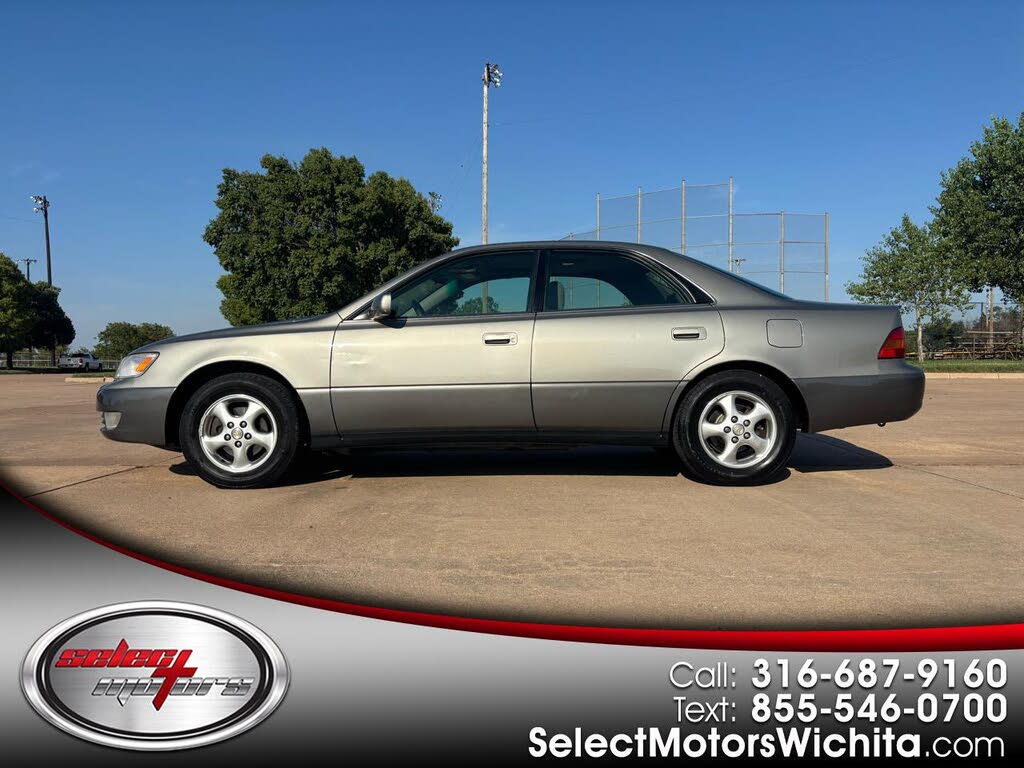 1999 Lexus ES 300 FWD