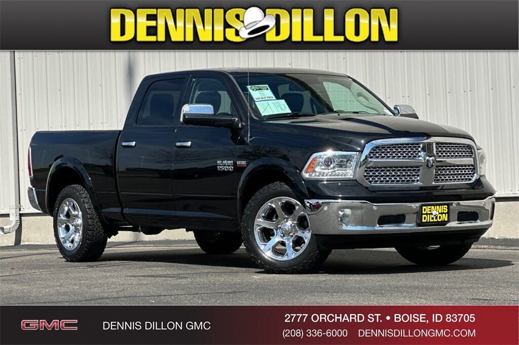 2017 RAM 1500 Laramie Crew Cab 4WD