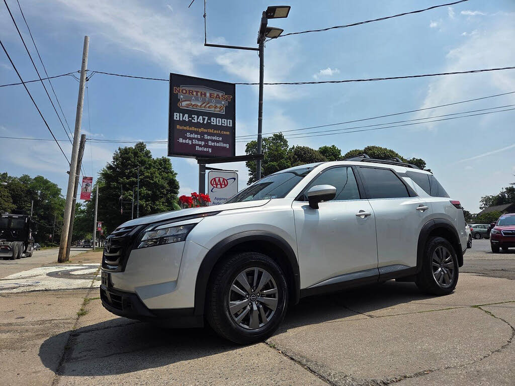 2024 Nissan Pathfinder SV 4WD