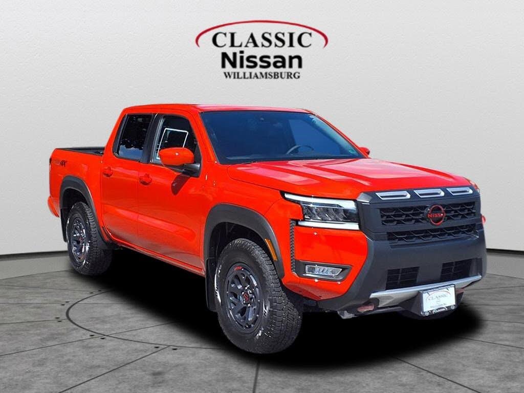 2025 Nissan Frontier PRO-4X Crew Cab 4WD