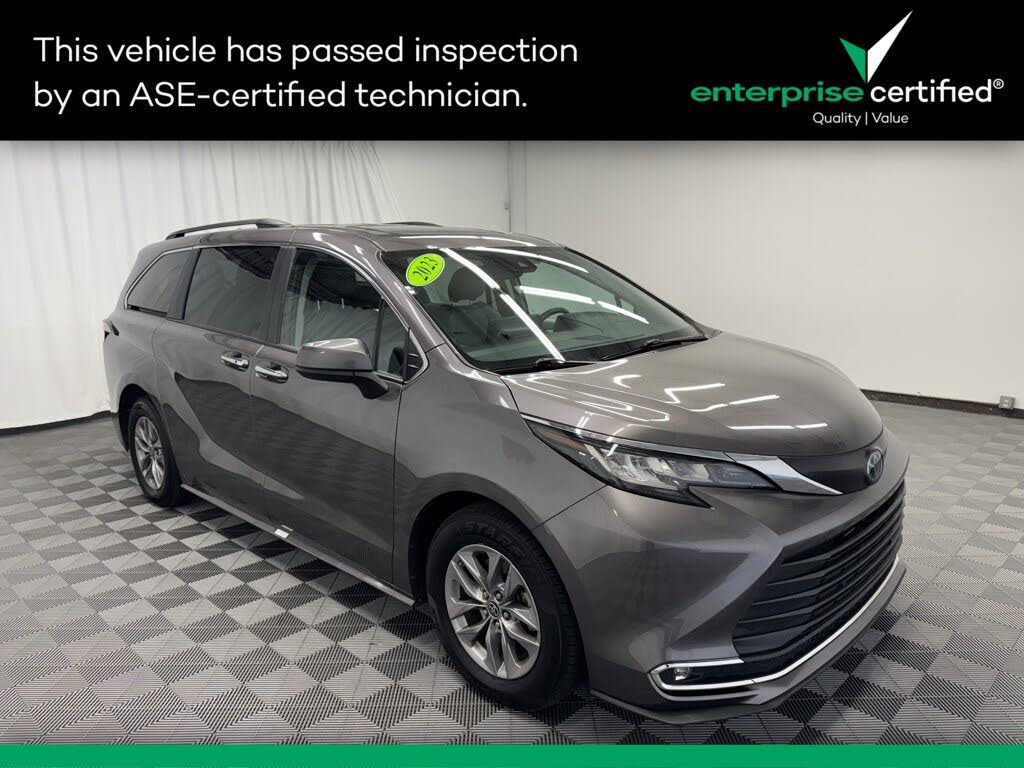 2023 Toyota Sienna XLE 7-Passenger FWD