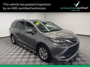 Toyota Sienna XLE 7-Passenger FWD