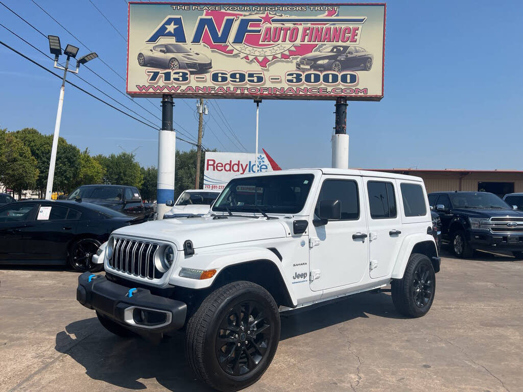 2024 Jeep Wrangler 4xe Sahara 4WD