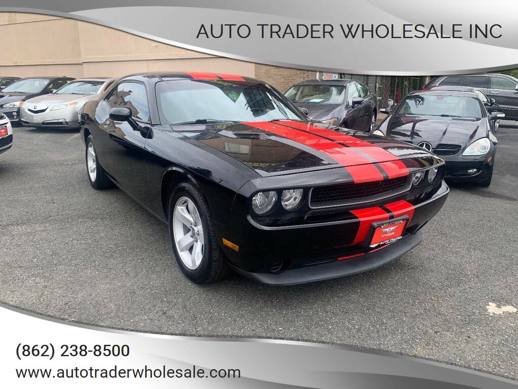 2013 Dodge Challenger SXT Plus RWD
