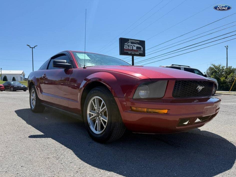 2007 Ford Mustang V6 Deluxe Coupe RWD