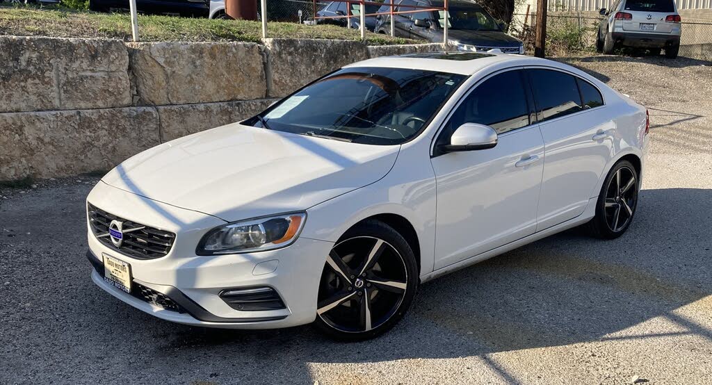 2016 Volvo S60 T5 R-Design Special Edition Drive-E