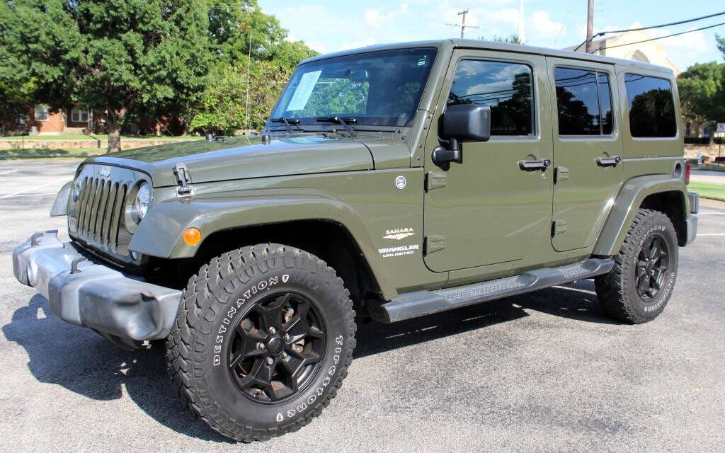 2015 Jeep Wrangler Unlimited Sahara 4WD
