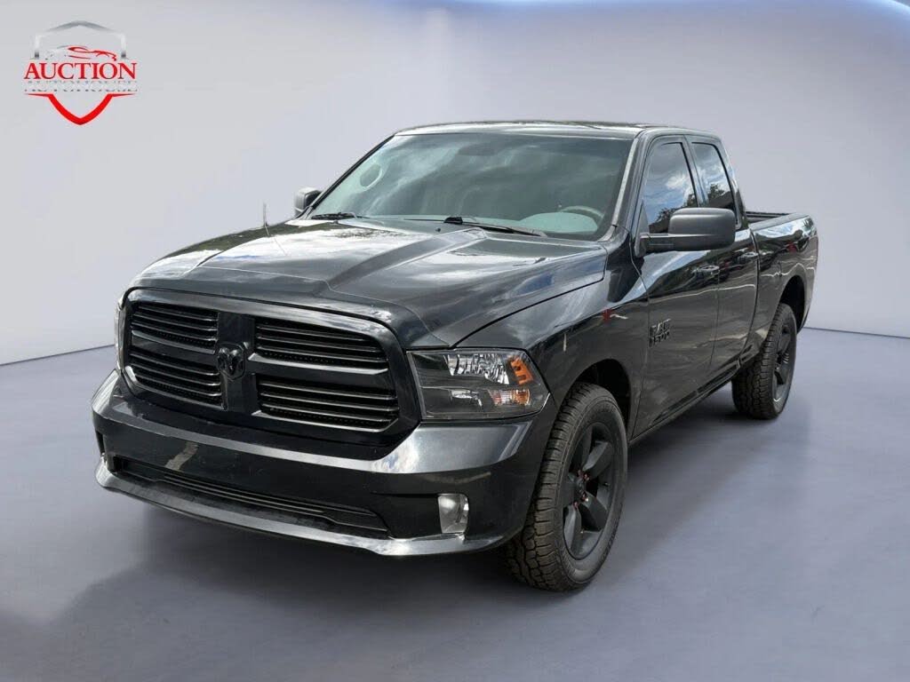 2018 RAM 1500 Express Quad Cab 4WD