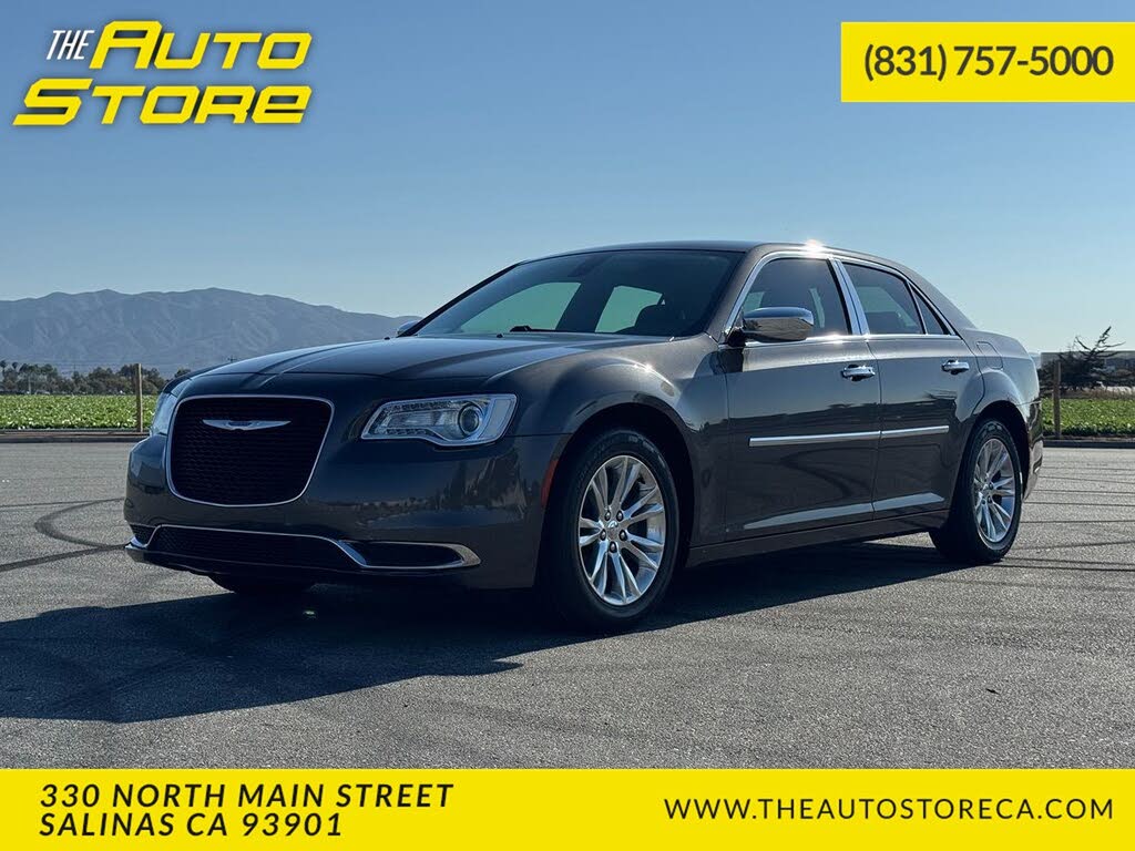2019 Chrysler 300 Touring L RWD