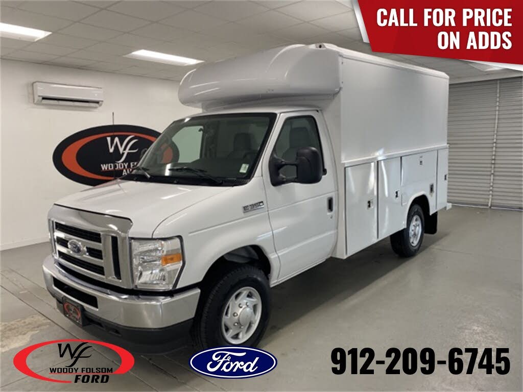 2025 Ford E-Series Chassis E-350 SD Cutaway SB DRW RWD