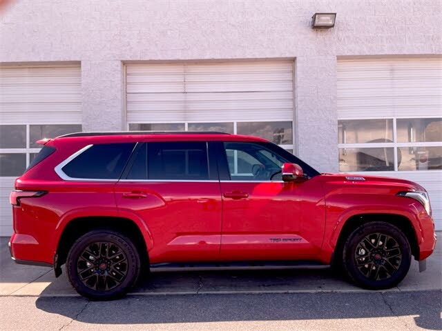 2025 Toyota Sequoia SR5 4WD