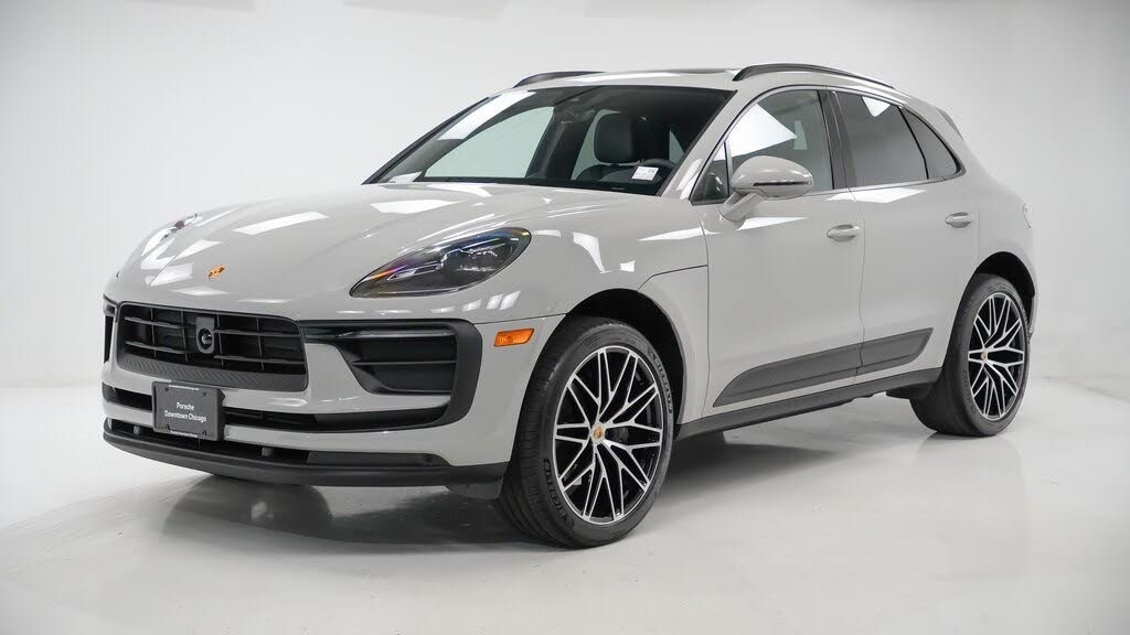 2025 Porsche Macan