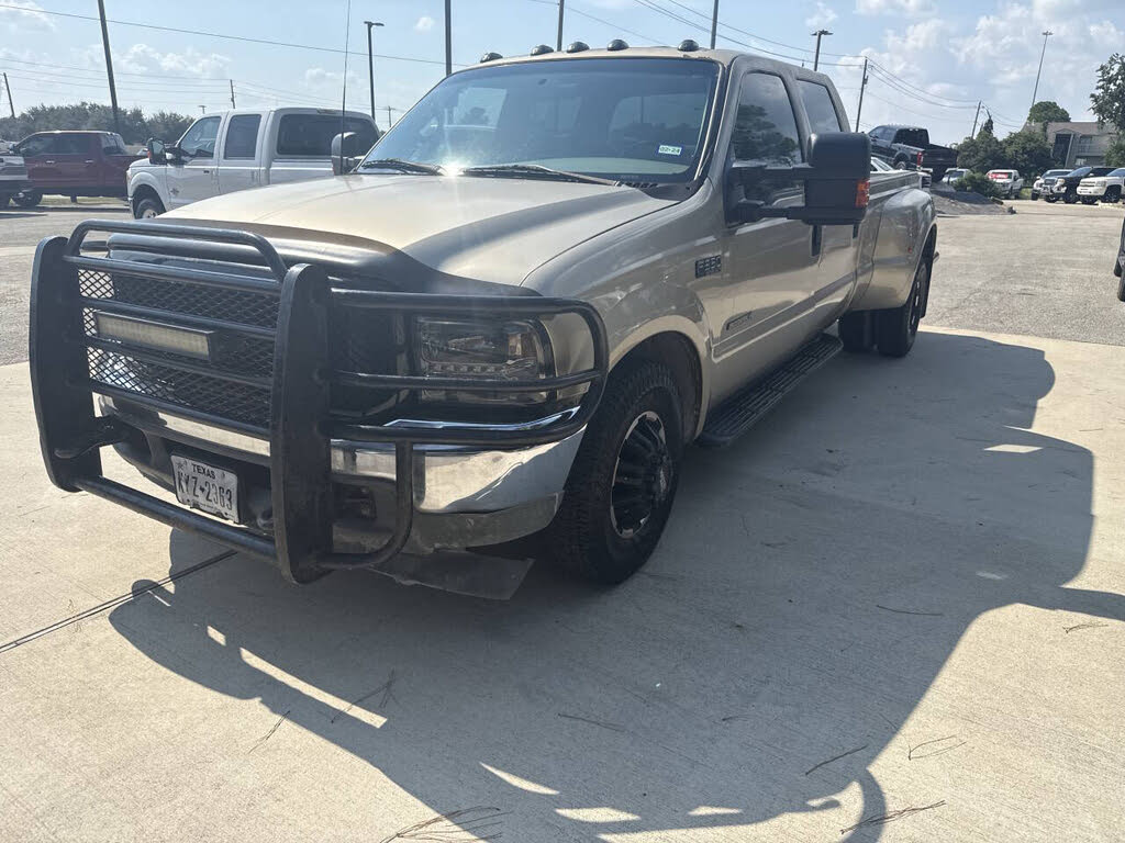 2001 Ford F-350 Super Duty XLT Crew Cab LB DRW