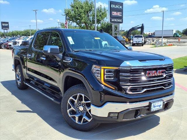 2026 GMC Sierra 1500 SLT Crew Cab 4WD