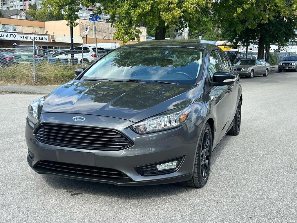 2016 Ford Focus SE Hatchback