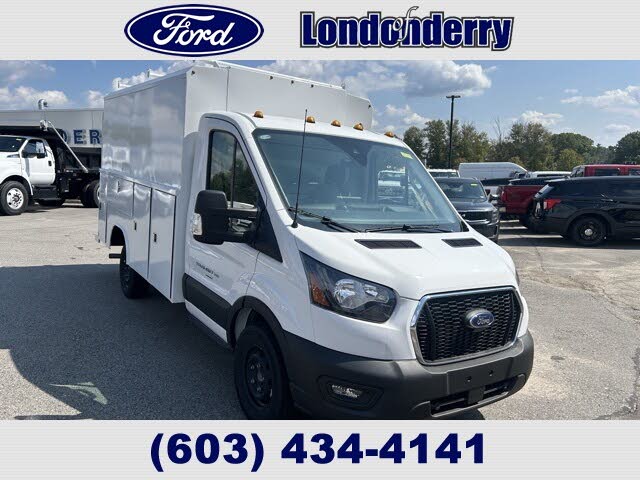 2025 Ford Transit Chassis 350 138 RWD