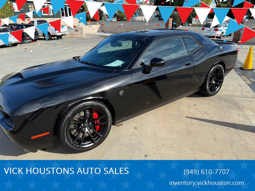 2016 Dodge Challenger SRT Hellcat RWD