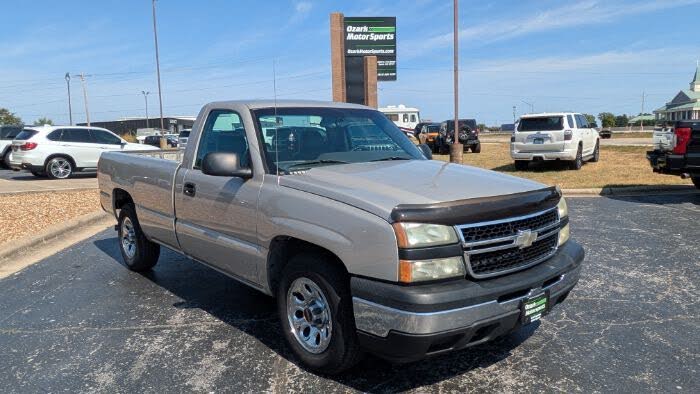2006 Chevrolet Silverado 1500 Work Truck RWD