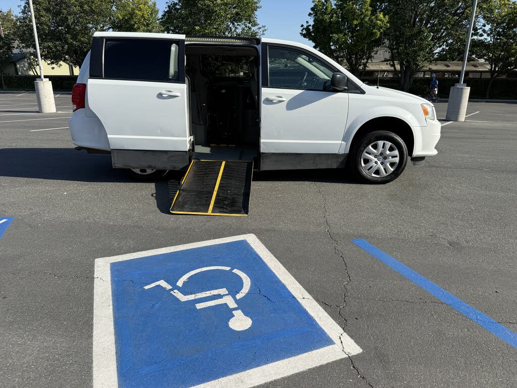 2014 Dodge Grand Caravan SE FWD