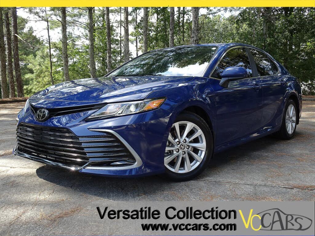 2023 Toyota Camry LE FWD