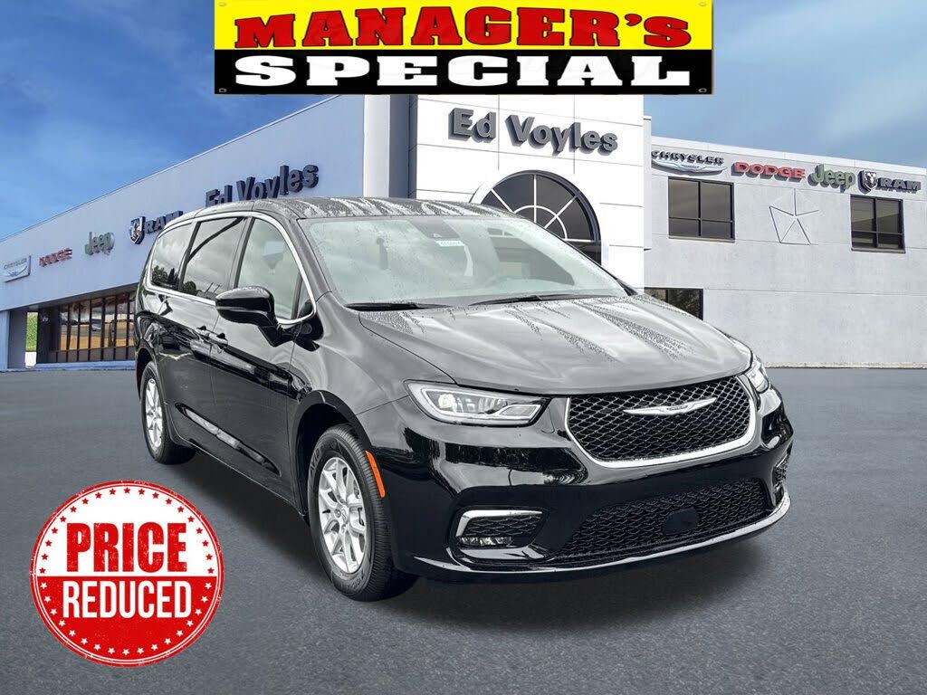 2026 Chrysler Pacifica Select FWD