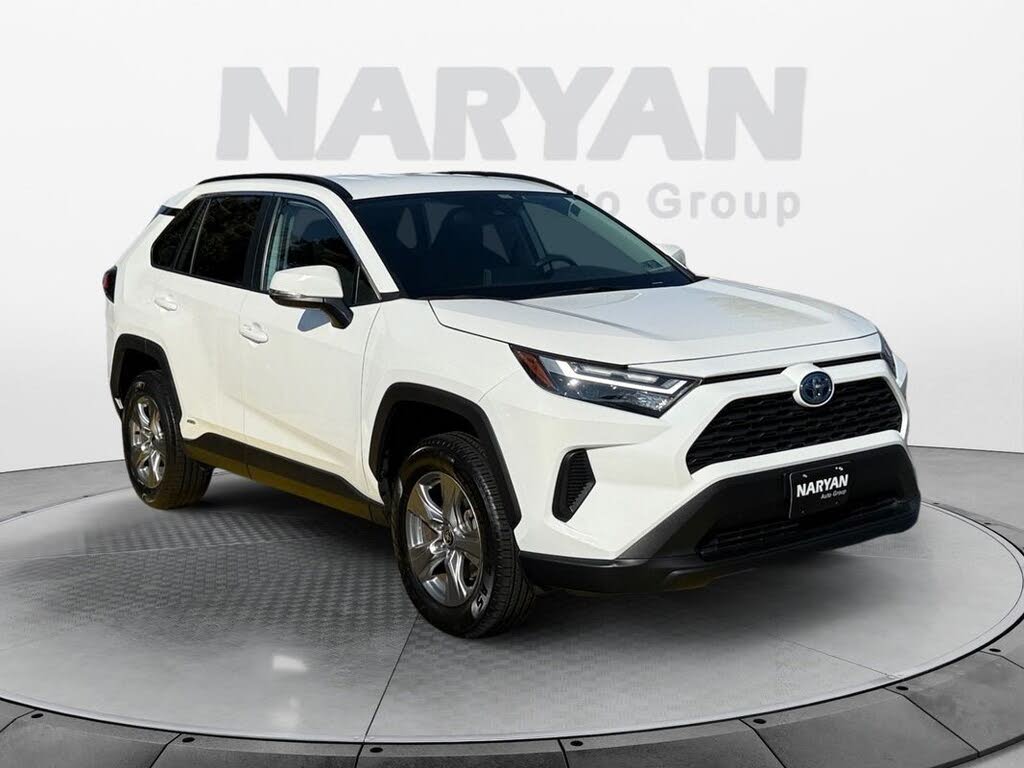 2024 Toyota RAV4 Hybrid XLE AWD