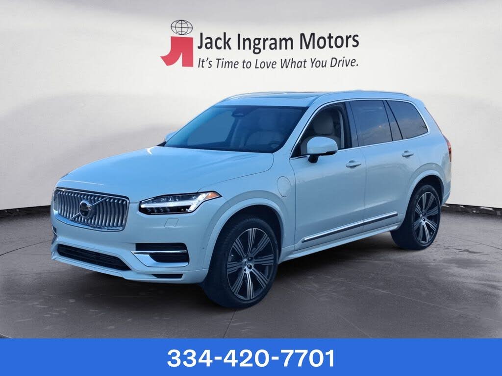 2025 Volvo XC90 Recharge T8 Plus Bright Theme 7-Passenger eAWD