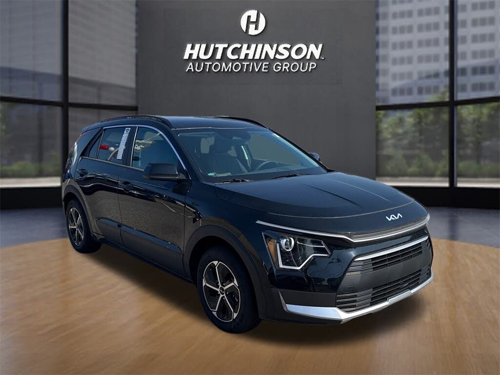2024 Kia Niro LX FWD