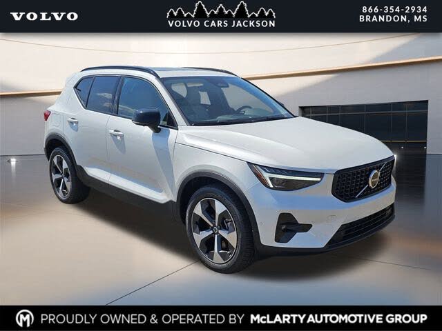 2026 Volvo XC40 B5 Plus AWD
