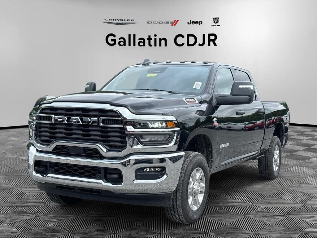 2025 RAM 3500 Big Horn Crew Cab 4WD