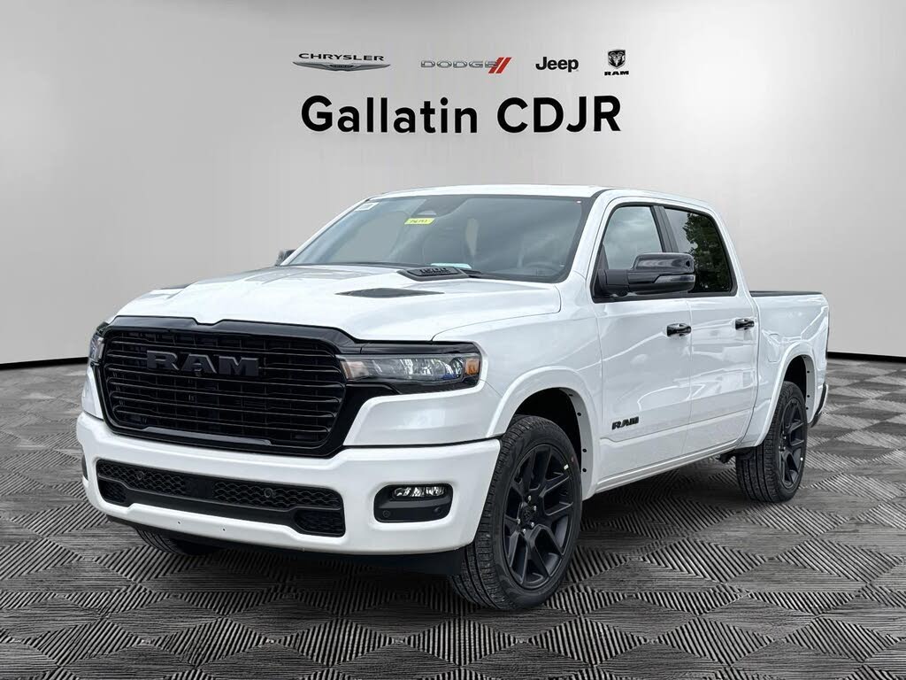 2026 RAM 1500 Laramie Crew Cab 4WD
