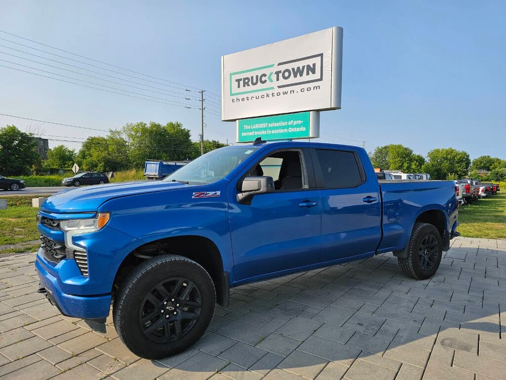 2022 Chevrolet Silverado 1500 RST Crew Cab 4WD