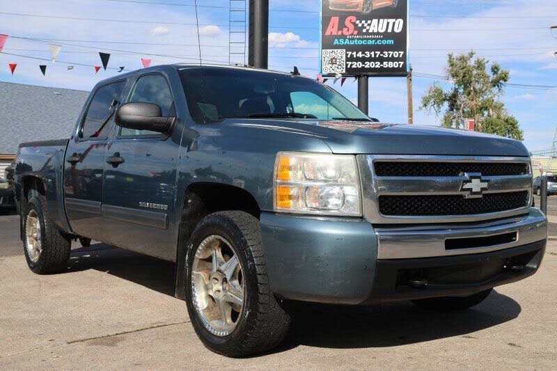 2011 Chevrolet Silverado 1500 LS Crew Cab 4WD