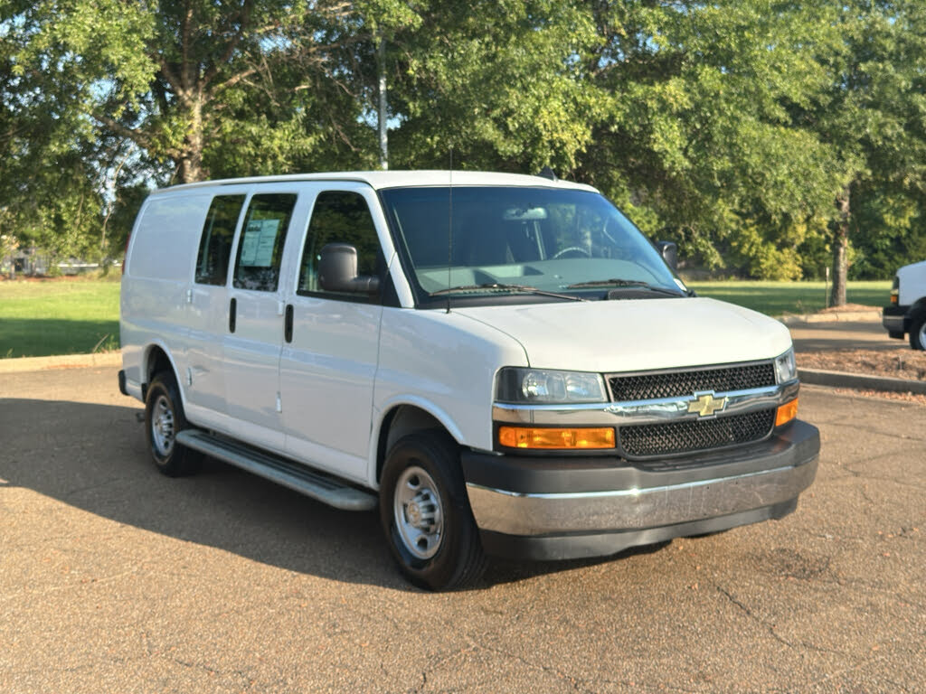 2023 Chevrolet Express Cargo 2500 RWD