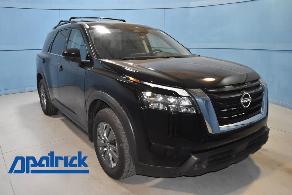 2025 Nissan Pathfinder SV FWD