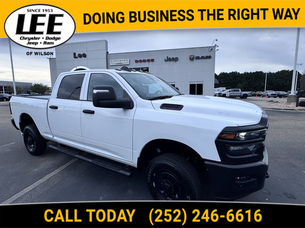 2026 RAM 2500 Tradesman Crew Cab 4WD