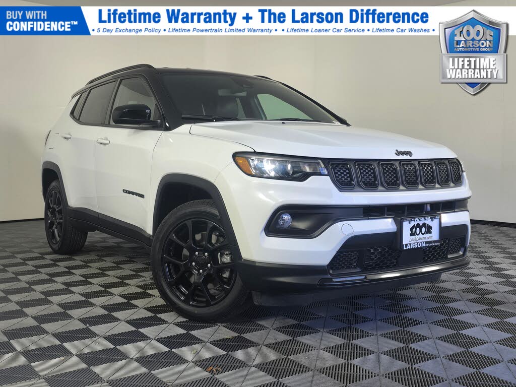 2023 Jeep Compass Altitude 4WD